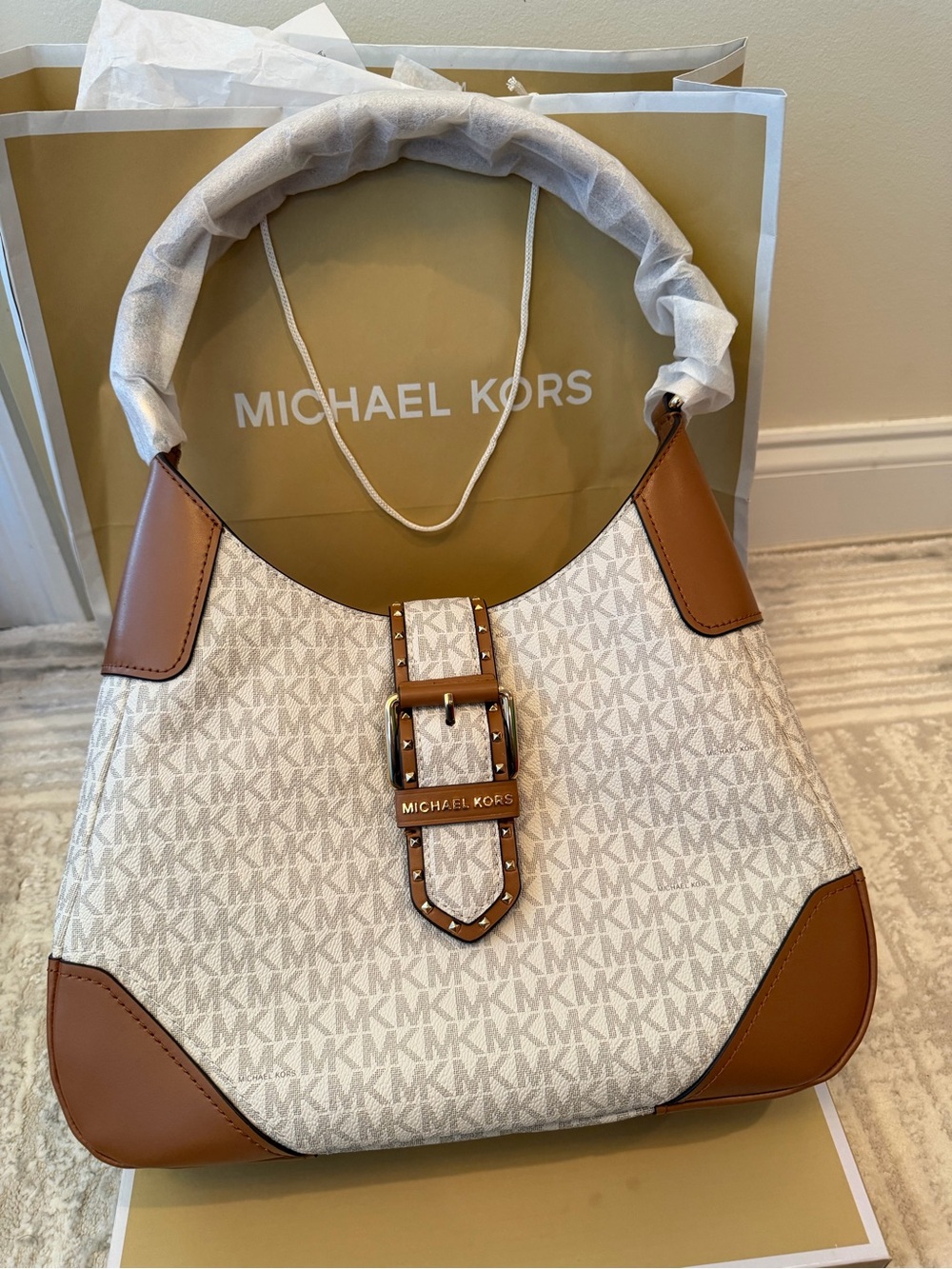 Michael Kors LILLIAN Medium Shoulder Bag